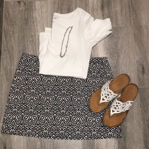 🌟J. Crew Navy & Cream Mini Skirt Size 12🌟